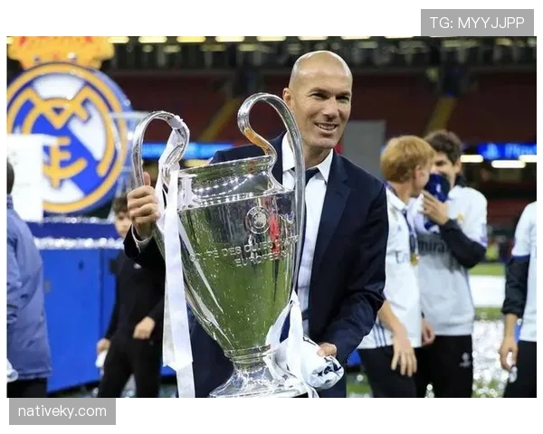 格列兹曼 vs 齐达内：进攻组织与战术角色差异